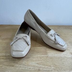 Enzo Angiolini Women's Ealizzia Cream Loafers/Flats Size 8.5